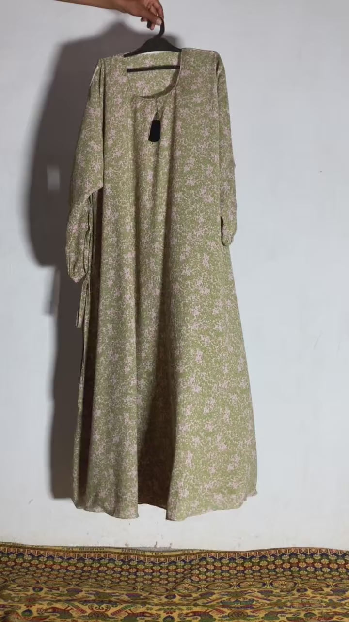Mist printed abaya